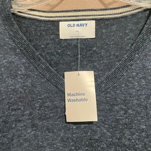 NWT Navy Blue V-neck Thin Sweater  Size XXL